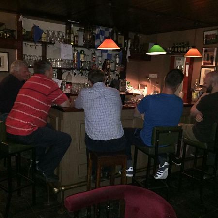 Carey'S Bar & Farmhouse Kilkenny Border Oldleighlin Exterior foto